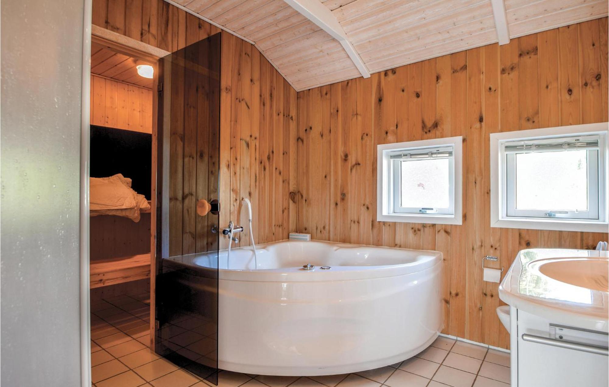 Amazing Home In Bjert With Wifi Binderup Strand المظهر الخارجي الصورة